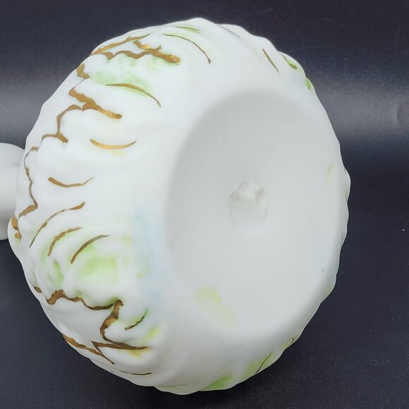 Dithridge & Co Satin Milk Glass Decanter Apothecary Bottle Twisted W Leaves VTG - Picture 4 of 9